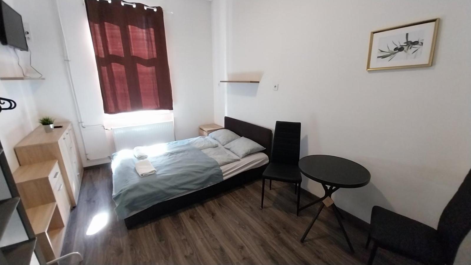 Aradi Rooms With Private Bathroom In The City Centre Budapest Luaran gambar