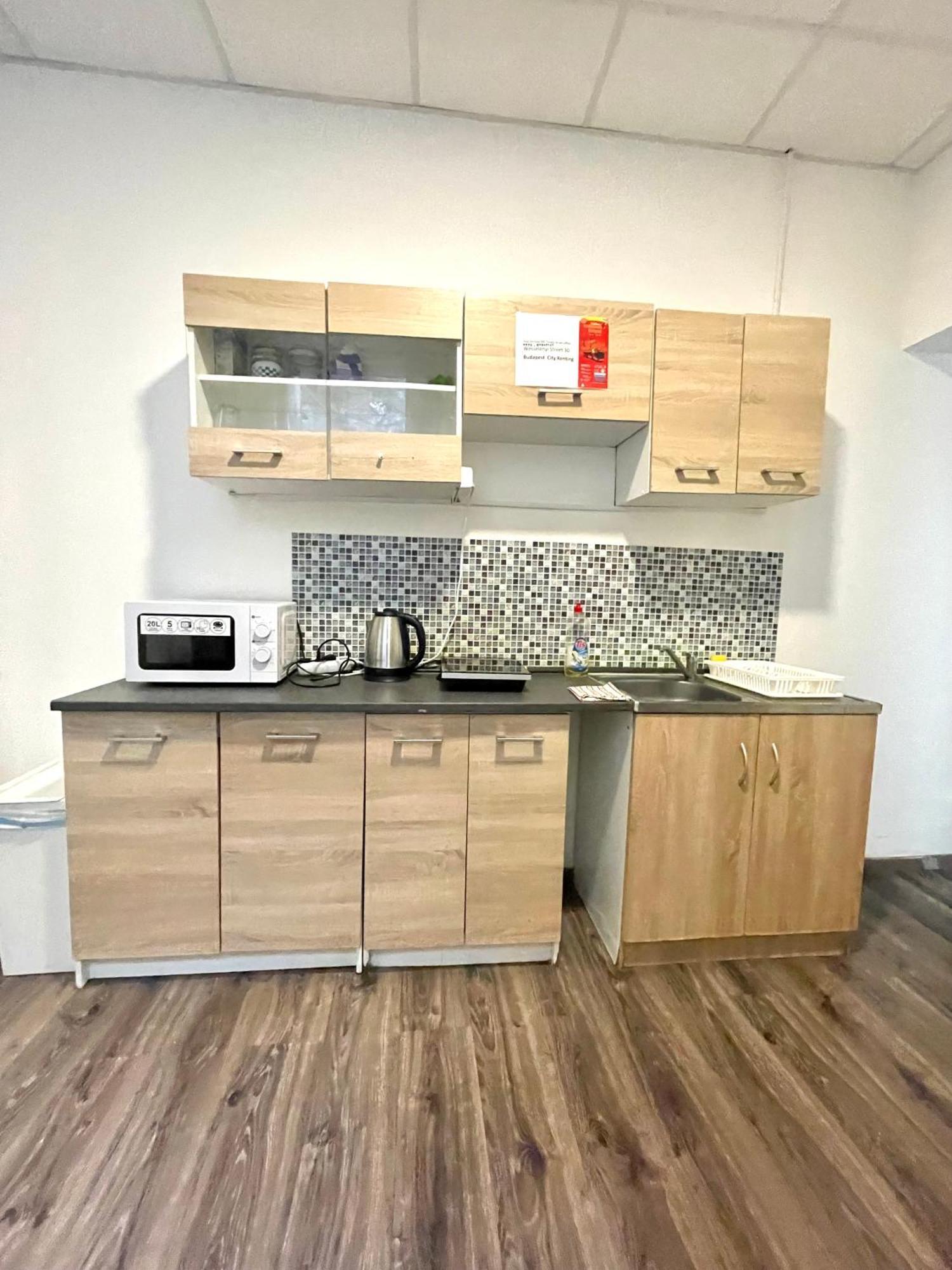 Aradi Rooms With Private Bathroom In The City Centre Budapest Luaran gambar